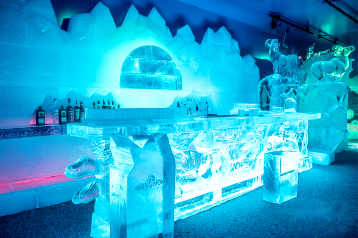 Ледяной бар в Берлине