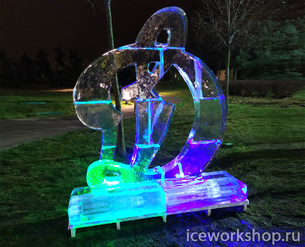 Ледяная скульптура Динамо