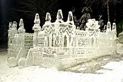 Ледяные крепости и замки